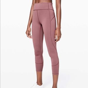 Lululemon InMovement ⅞ Tight 25” DustyRed Legging